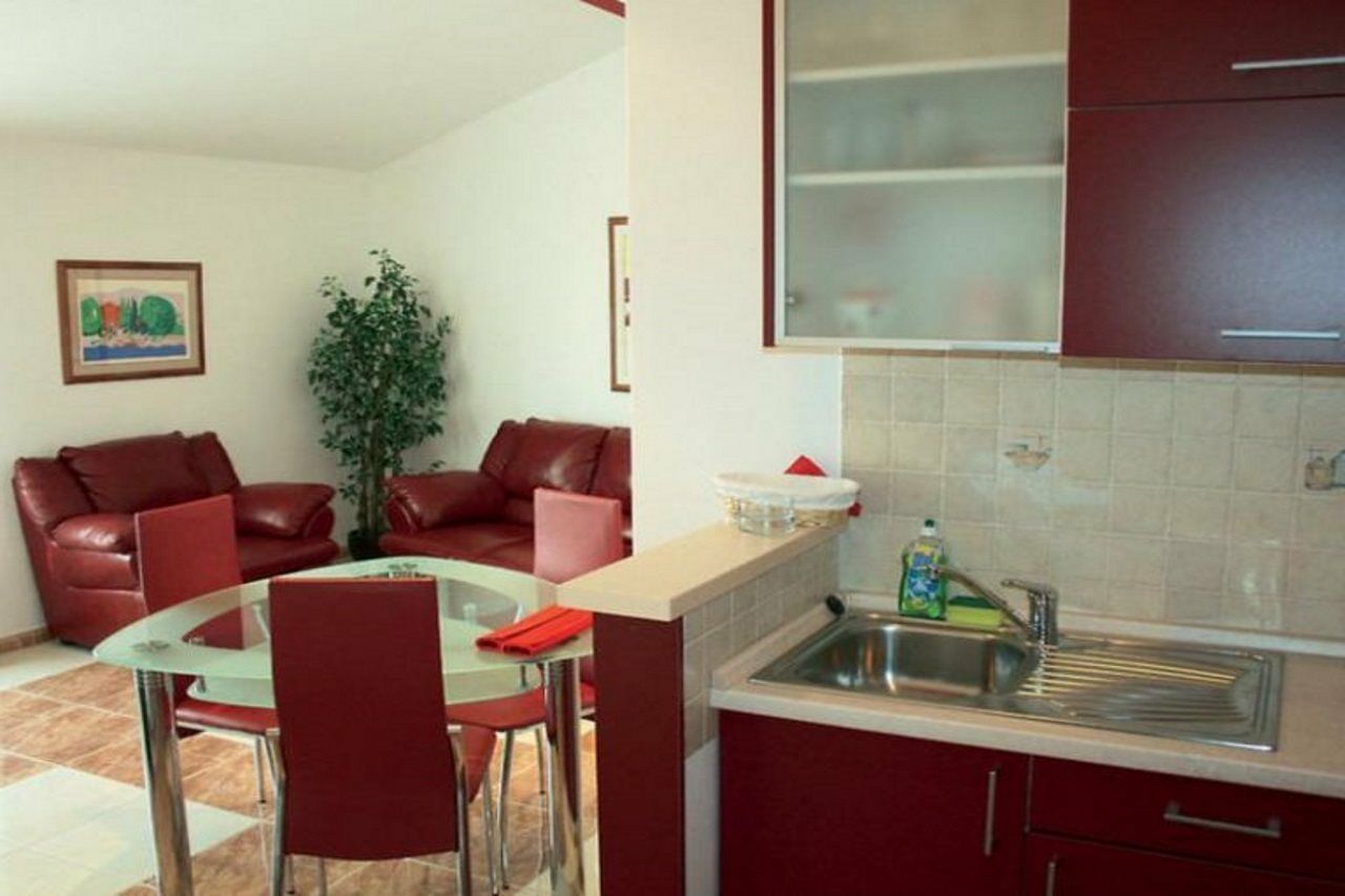 Apartments Rajcevic Makarska Exterior photo